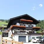 Haus Straif Privatunterkunft *