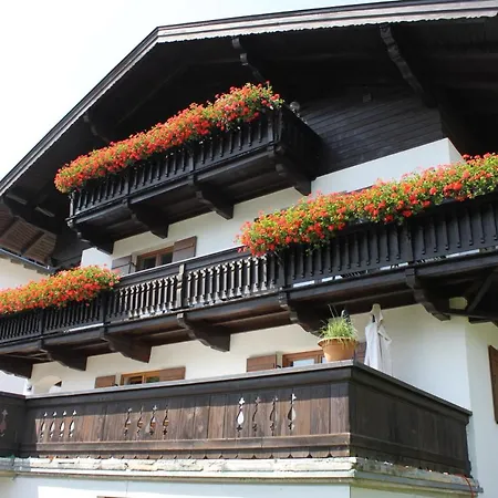 Haus Straif *