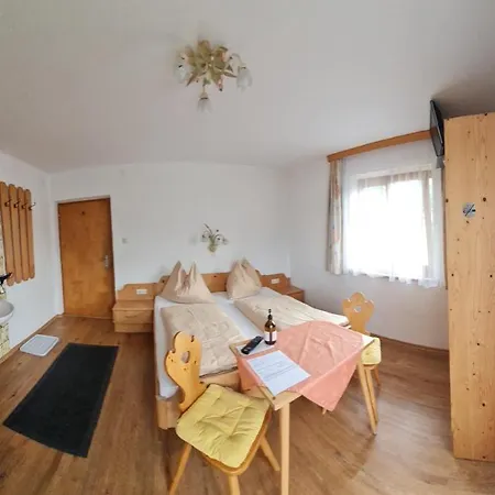 Homestay Haus Straif