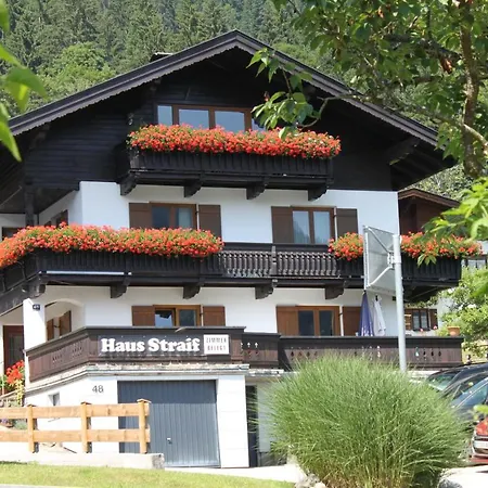 Privatunterkunft Haus Straif