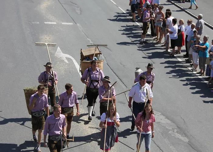 Haus Straif منزل للإقامة بريكسن ام تاله